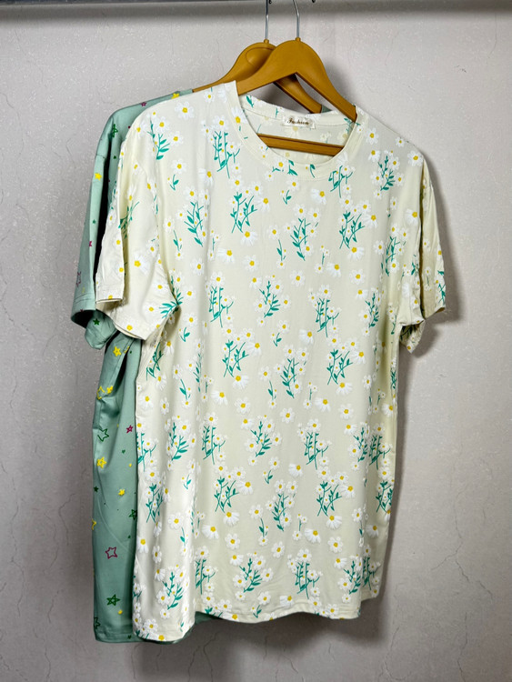 خرید تیشرت کرمی گلدار وارداتی نرم و لطیف