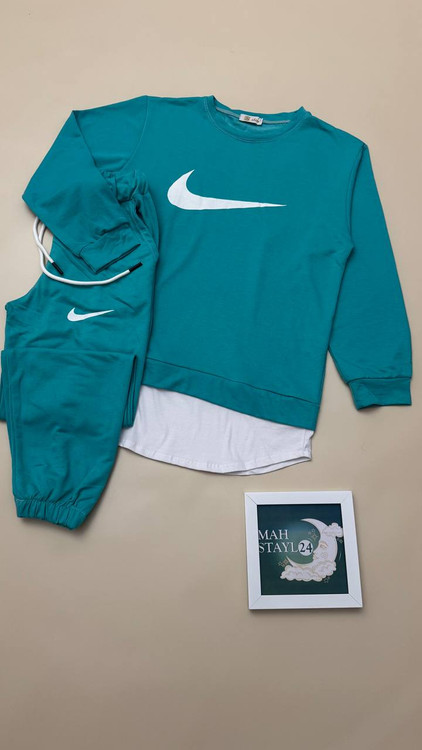 ست شلوار و دورس نایک مناسب پاییز و زمستان