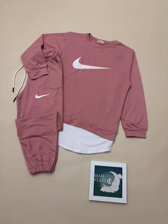 ست اسپرت زنانه دورس و شلوار لوگوی نایک