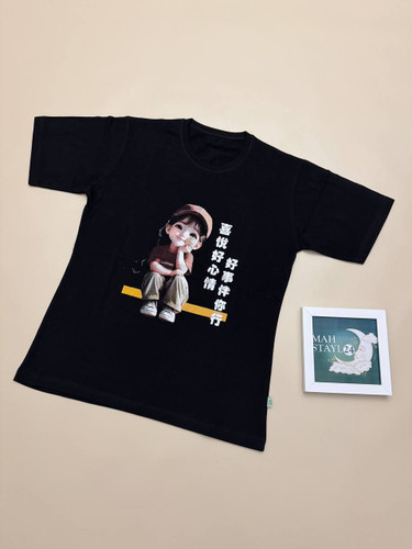 خرید تیشرت طرح دار دخترانه مشکی، راحت و مناسب همهجا