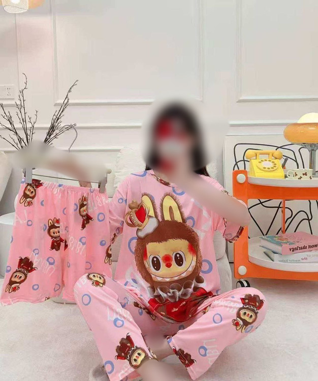 لباس خواب سه تیکه زنانه راحت و نرم و لطیف